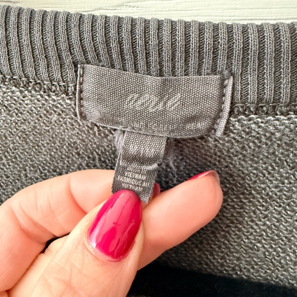 Never Worn aerie Short Sleeve Lightweight Sweatshirt M - Picture 2 of 3